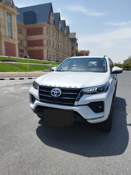 TOYOTA FORTUNER RENT V6 BRAND NEW - 1