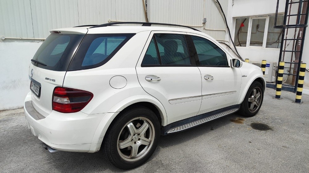 Mercedes benz ML63 V8 Model.2008 - 1