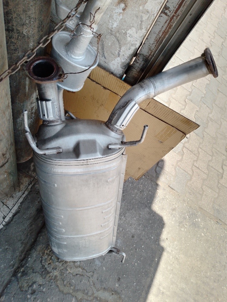 Silencer landcruser - 1