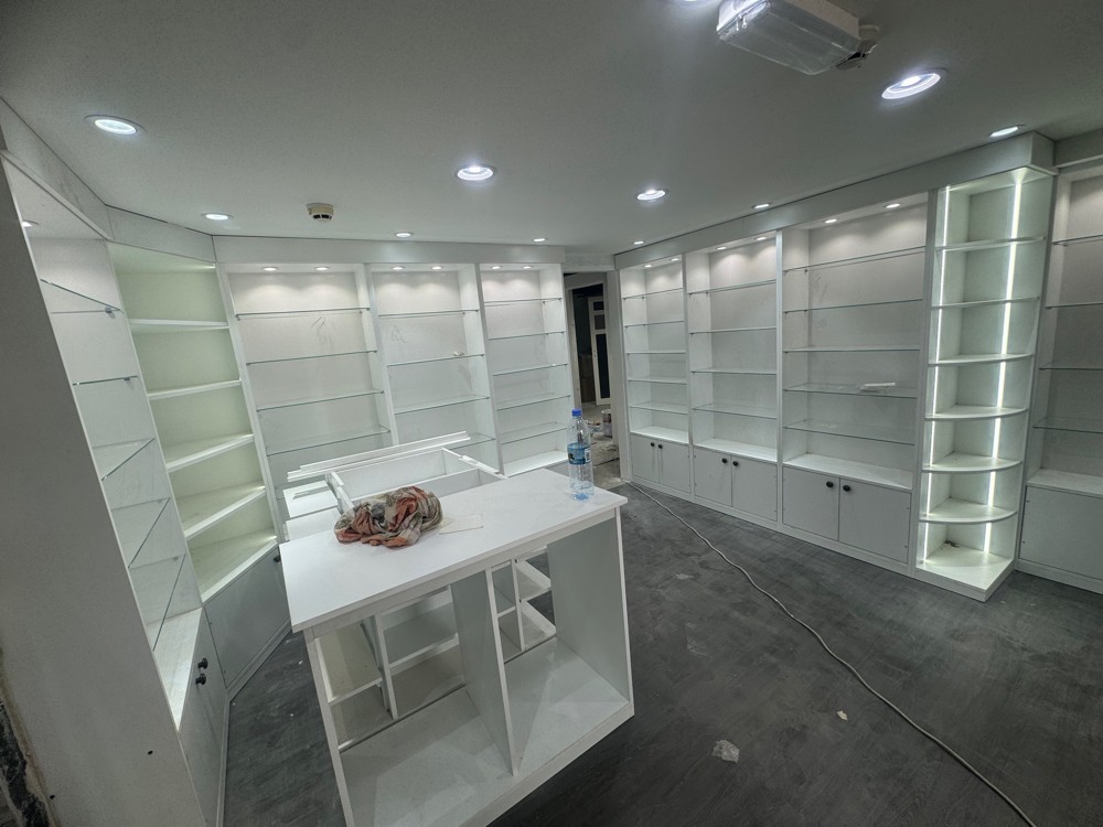 professional carpenter in Qatar  - 1