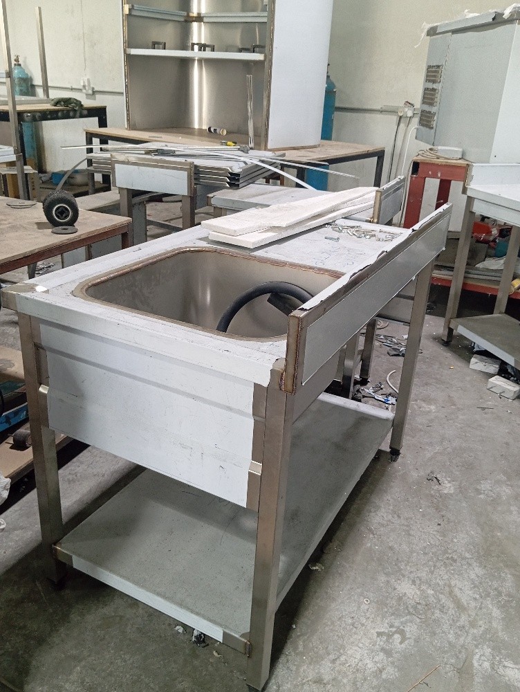 SS 1 Bowl Sink Table - 10