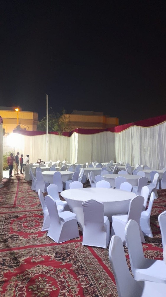 طاولات وكراسى - 2