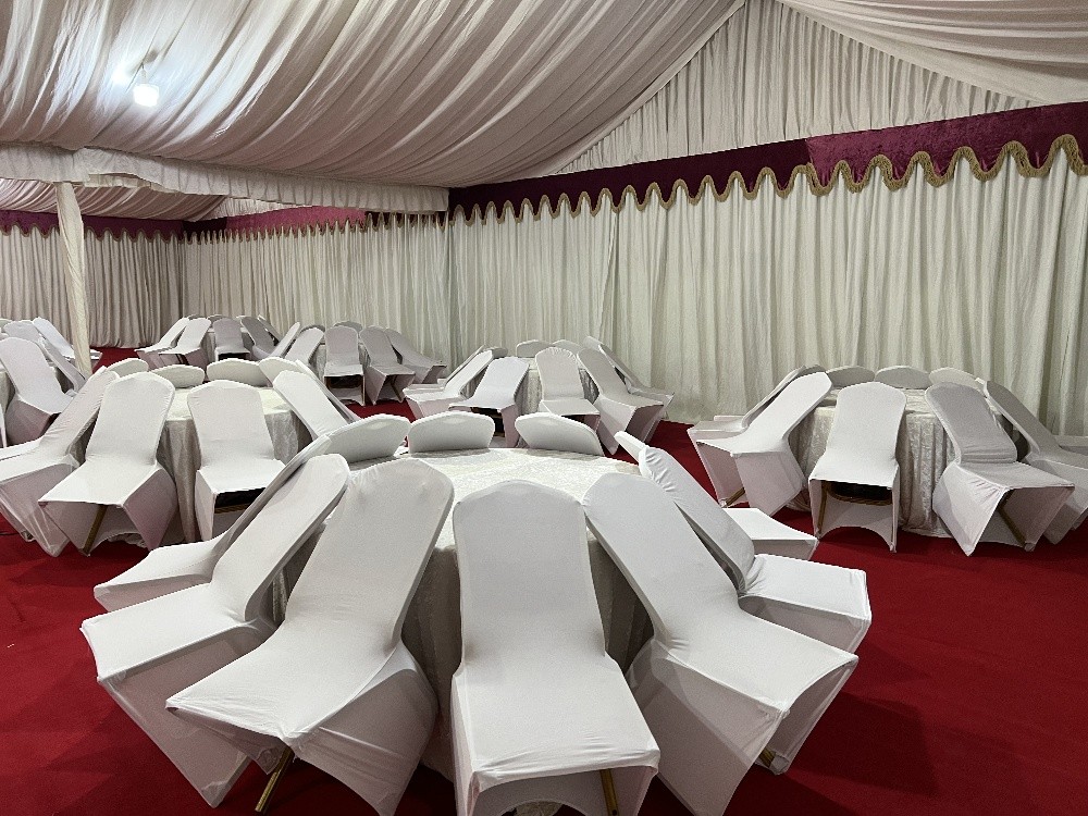 طاولات وكراسى - 8