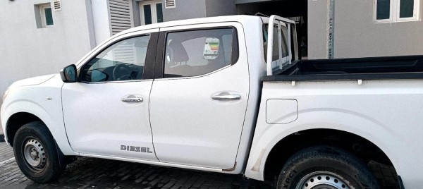 2019 Nissan Navara DIESEL - 3
