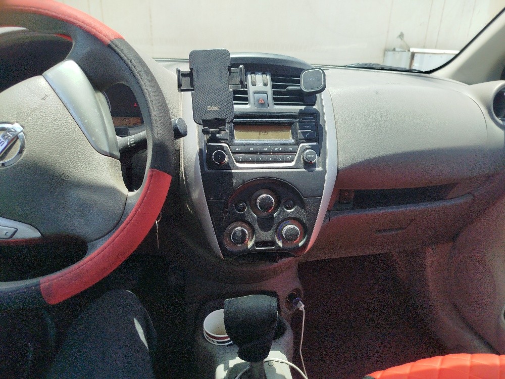 77974409 - 6