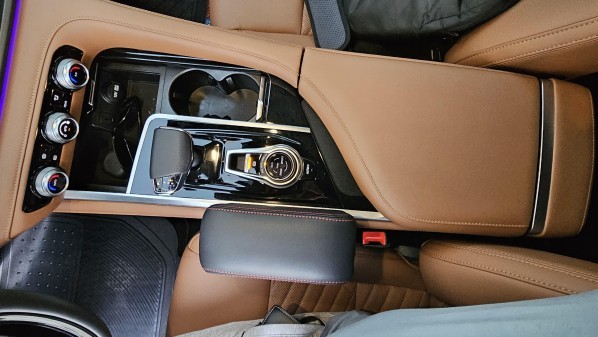 changan CS95 black edition 2024 - 9