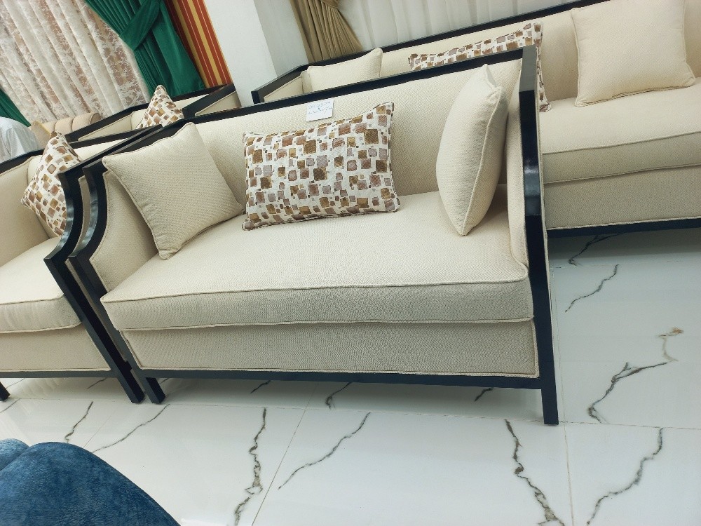 good quality sofa - 5