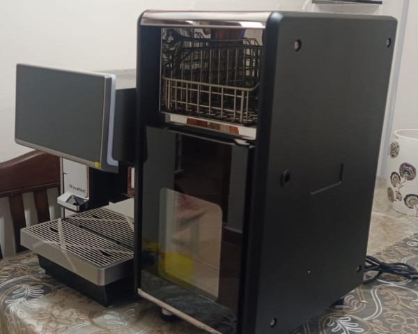 coffee machine and milk cooler - 4