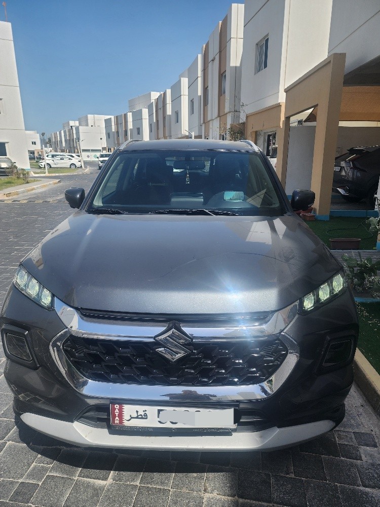 Suzuki grand vitara hybrid 2024 - 1