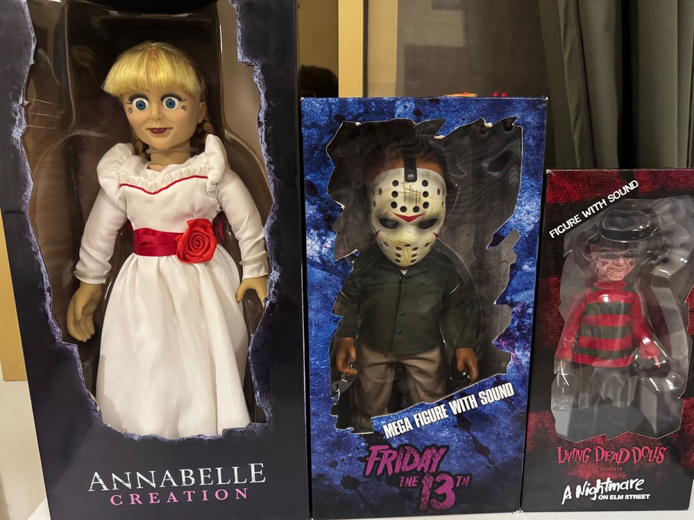 collectors action figures - 1