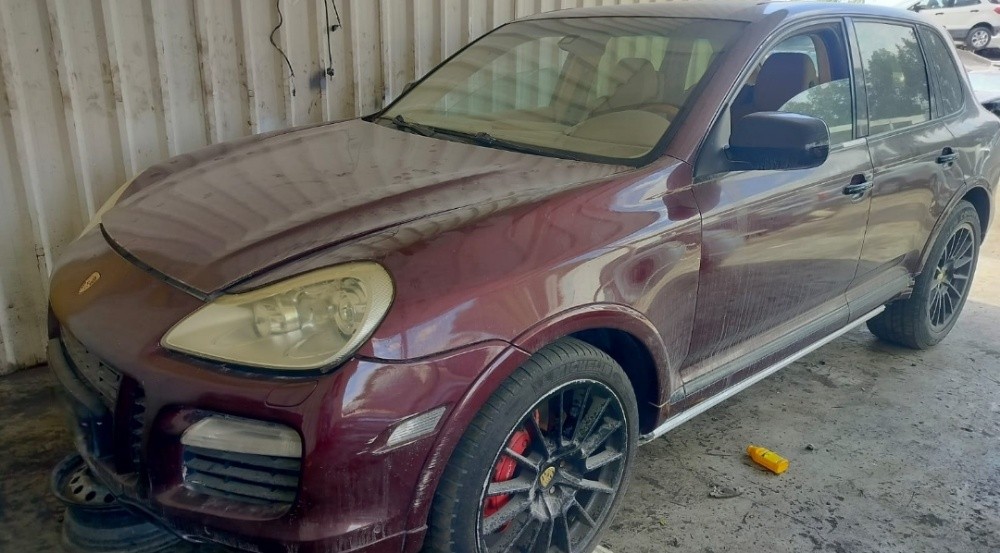 Porsche Cayenne 2008 Parts - 1