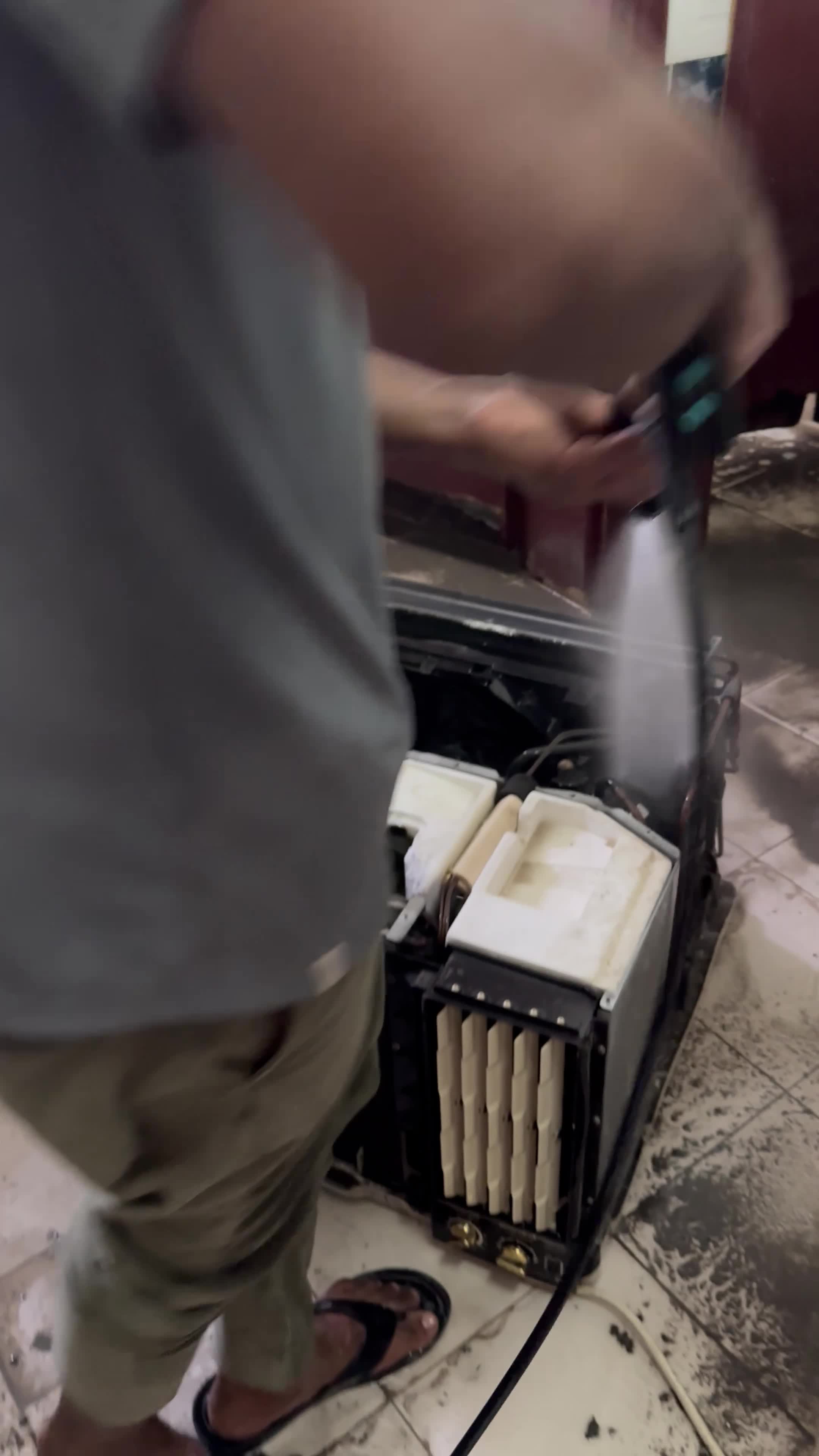 AC maintenance service - 1