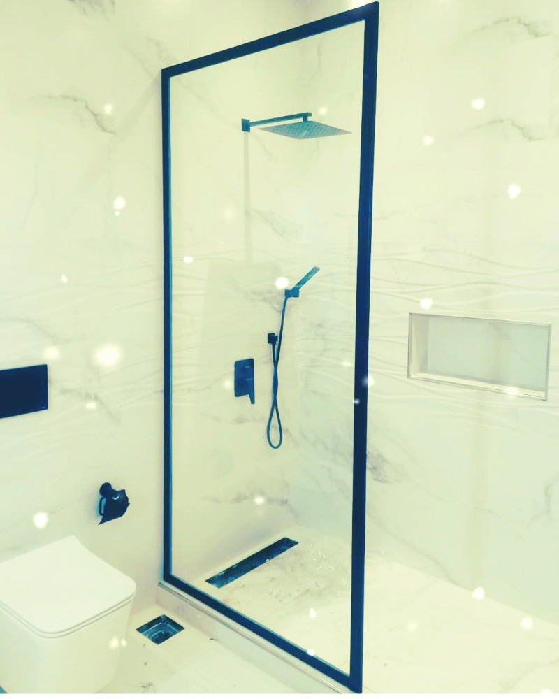 Union glass and mirror solution - 2