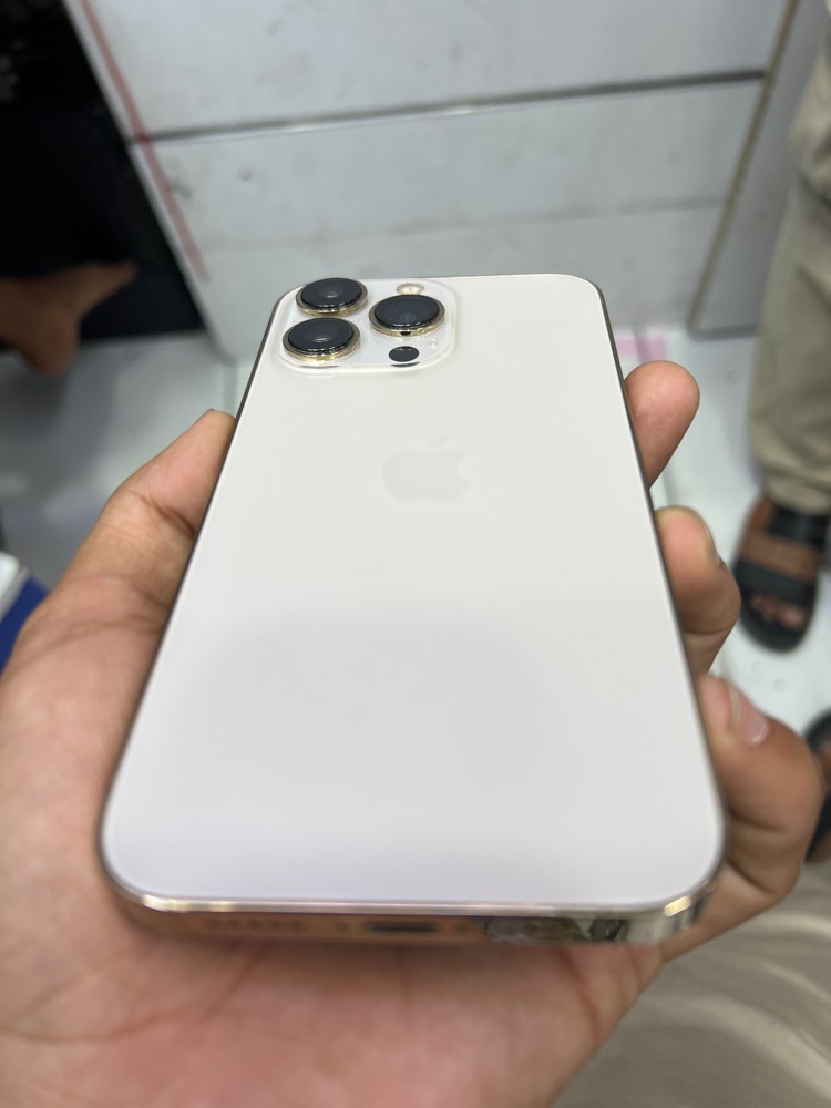 I phone 13 pro - 1