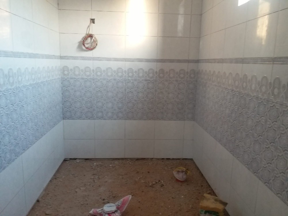 lwoek on tiles - 10