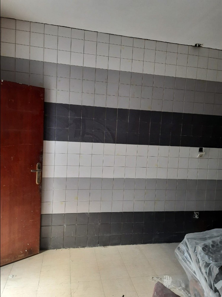 lwoek on tiles - 8