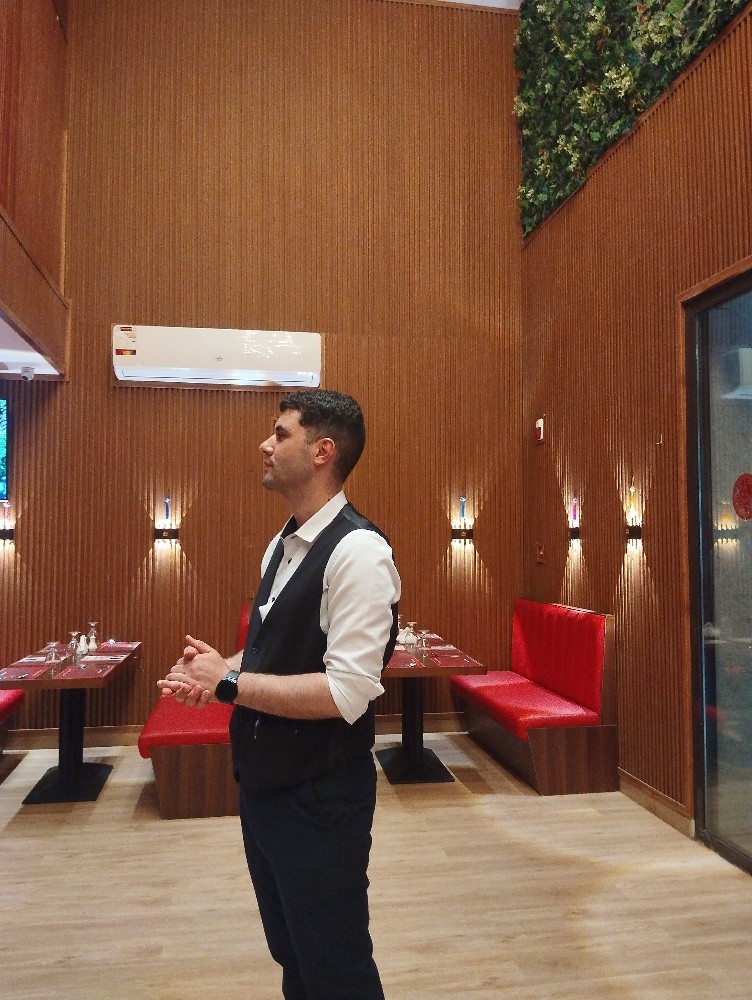 sales and hospitality job search - 1