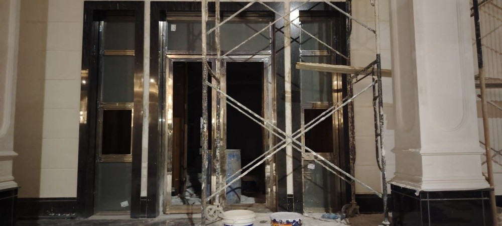 vpvc aluminium Glass and iron had - 5