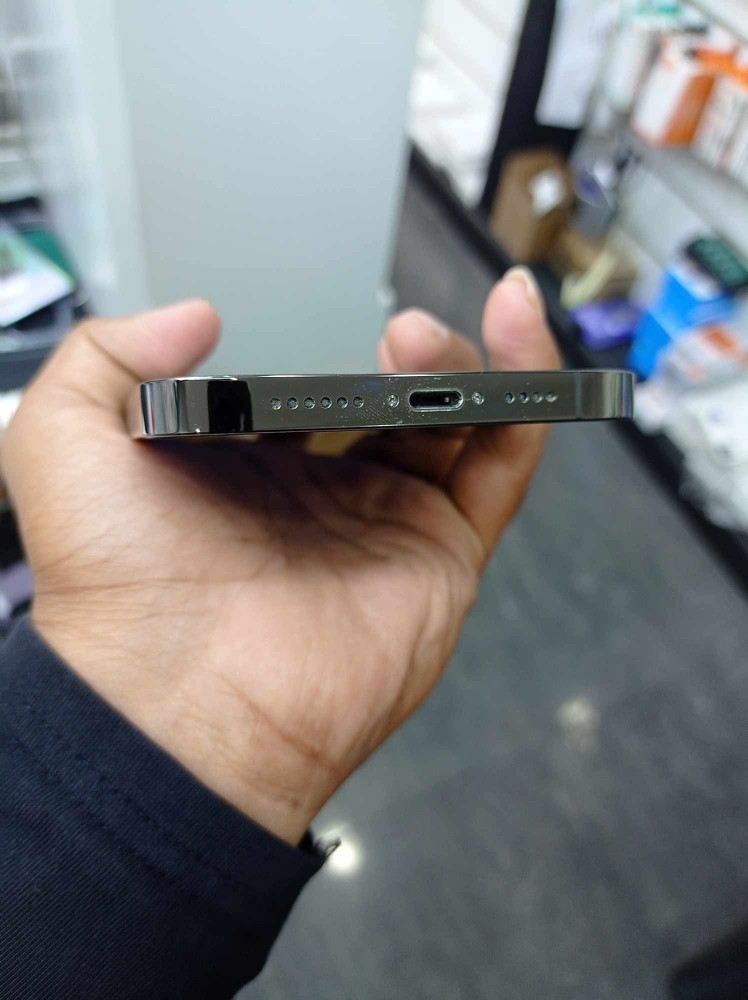 I phone 13 pro max - 6