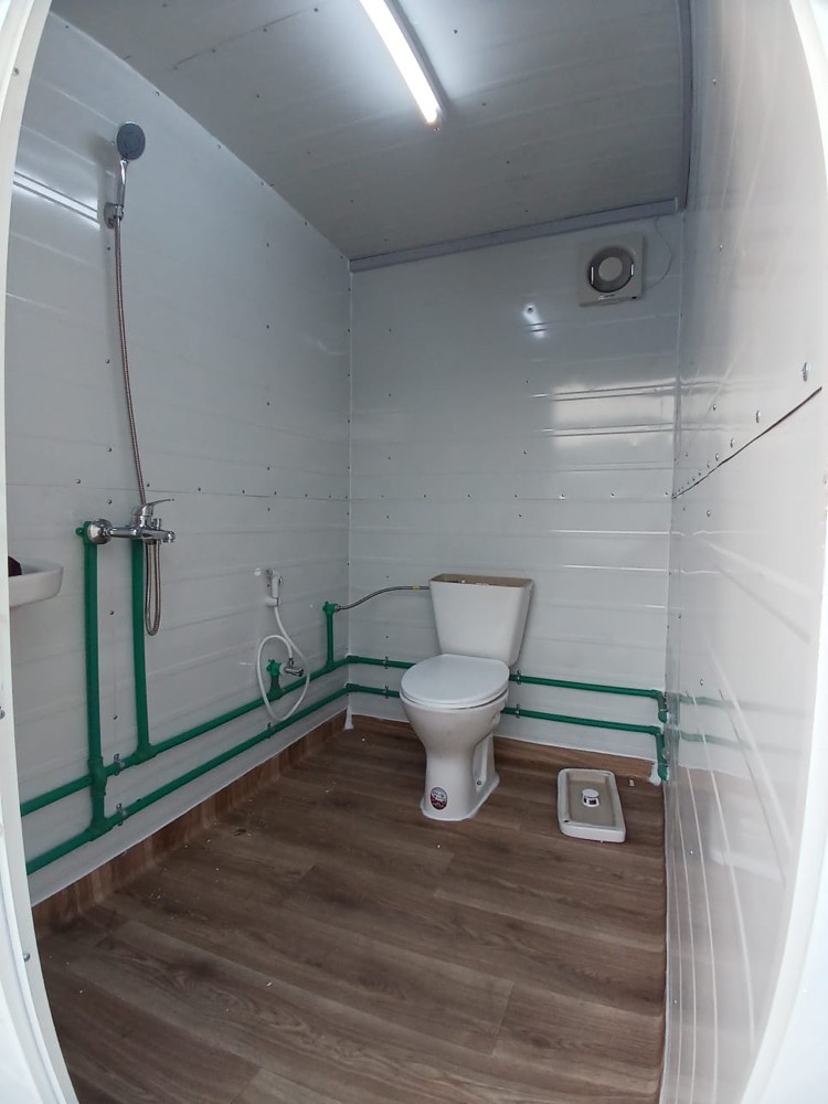 Caravan, kitchen &toilet for sale - 1