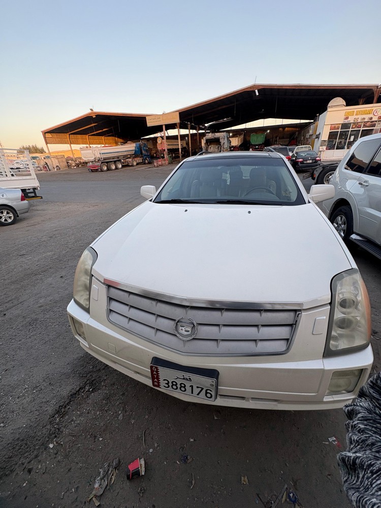 perfect condition CADILLAC SRX4 - 8