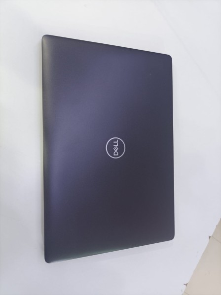 Dell Latitude 5300 - 3