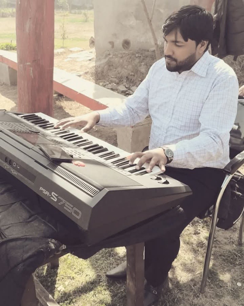 Nadeem Ghafoor Music Teacher - 3