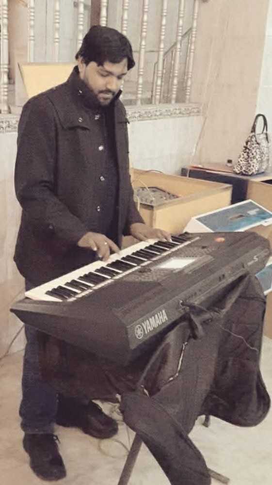 Nadeem Ghafoor Music Teacher - 4