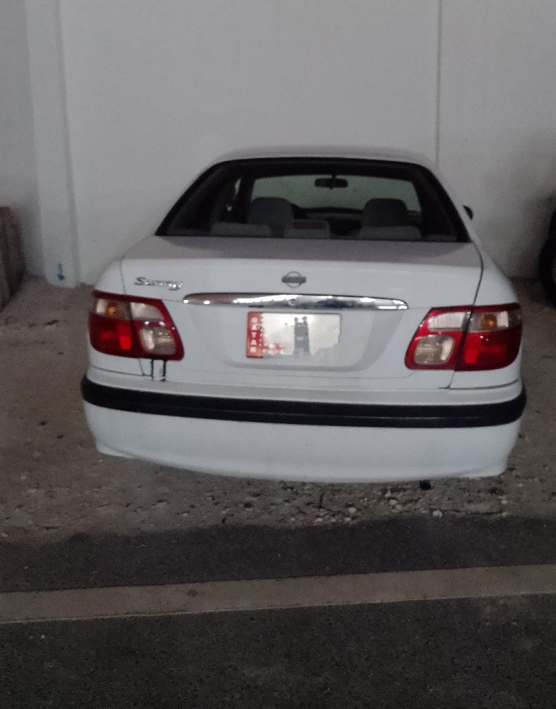 Nissan sunny - 1