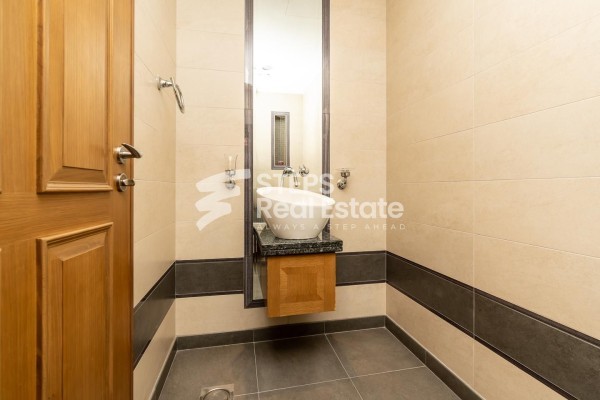 Spacious Apartment for Rent - 17