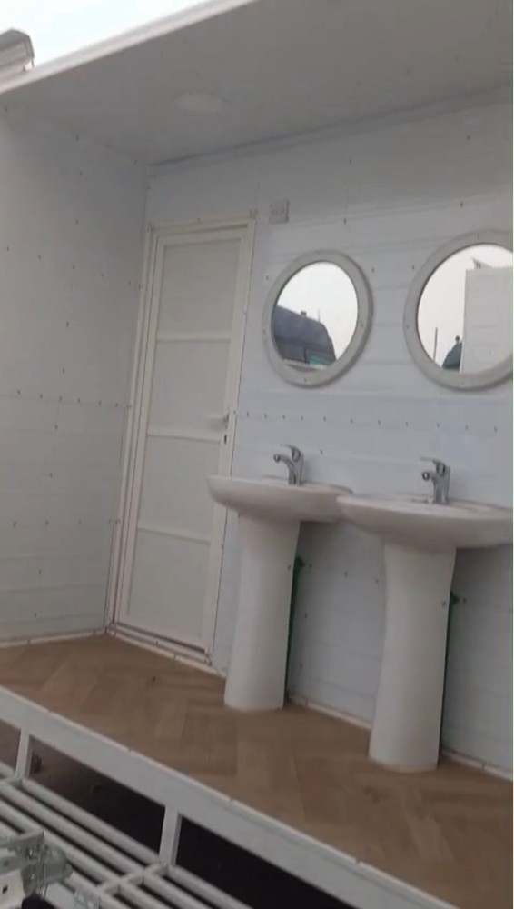 Caravan, kitchen &toilet for sale - 1