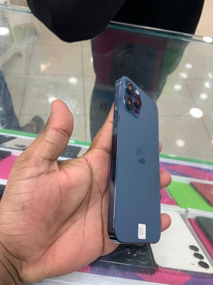 iPhone 12 pro max - 2