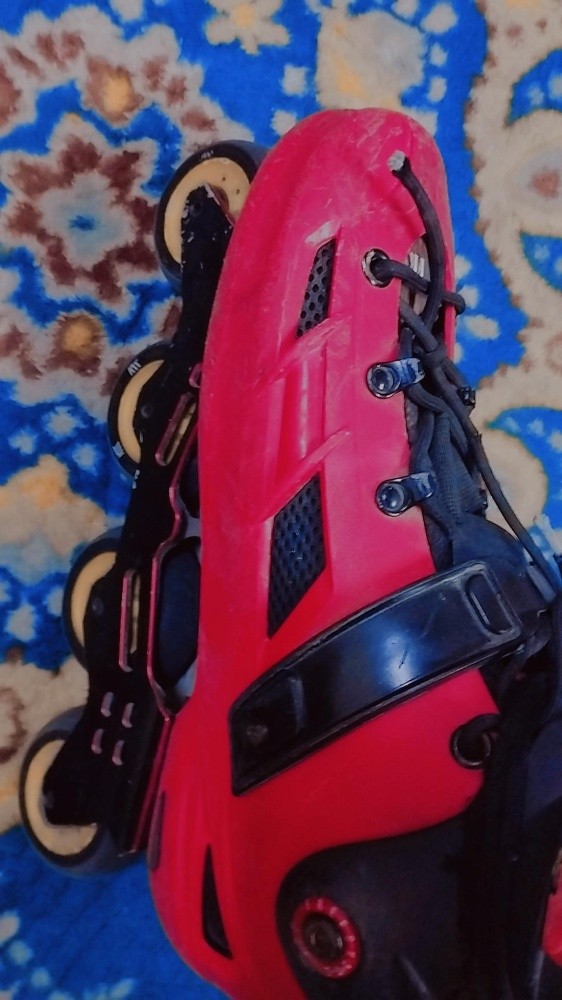 skates - 3