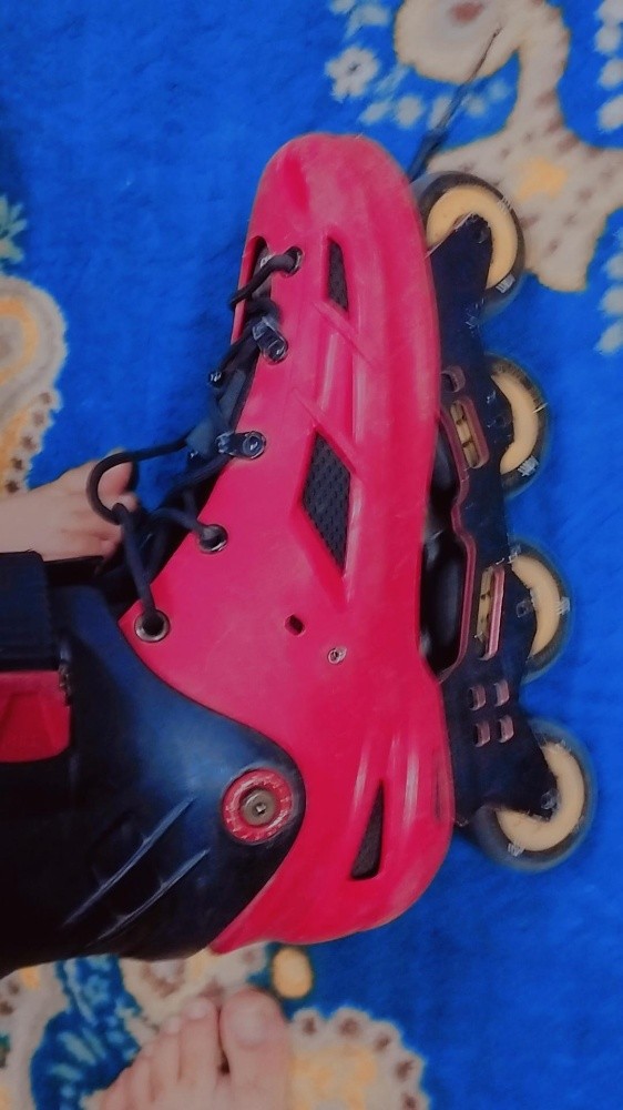 skates - 2