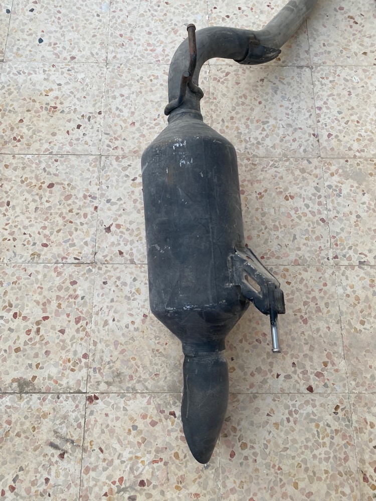 دبه خلفية وكاله جديده لاند كروزر  - 3