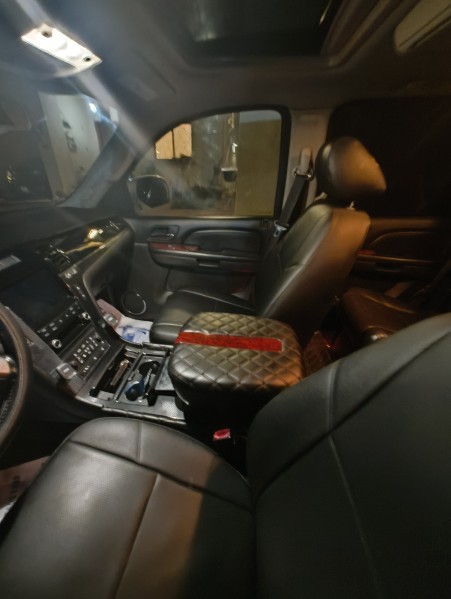 Cadillac escalade - 5
