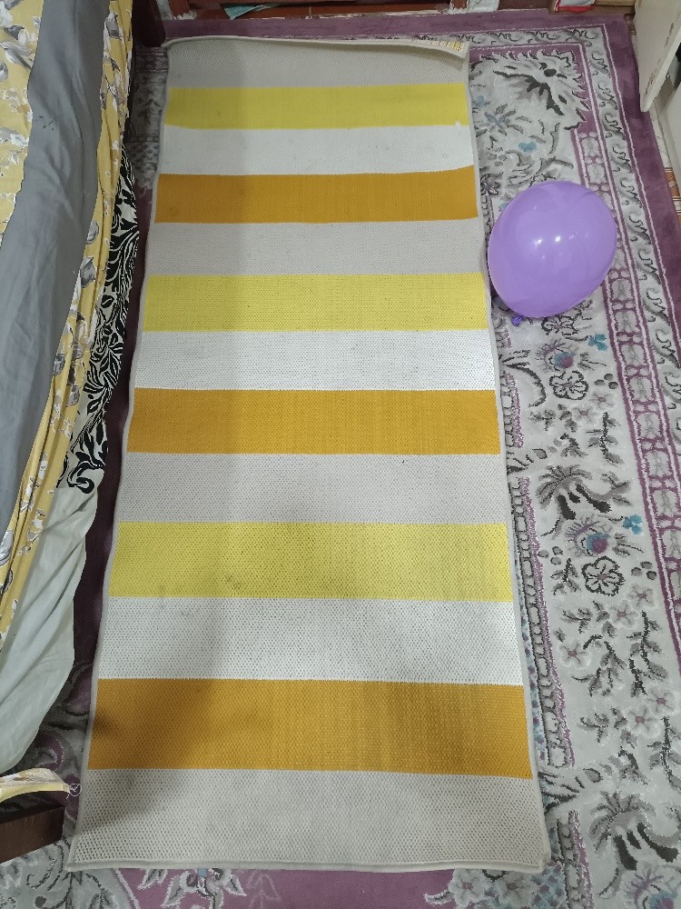 Small Carpet for sell price 30 - 1