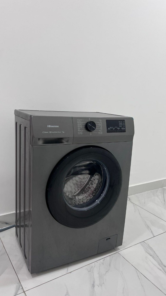 hisense - 1