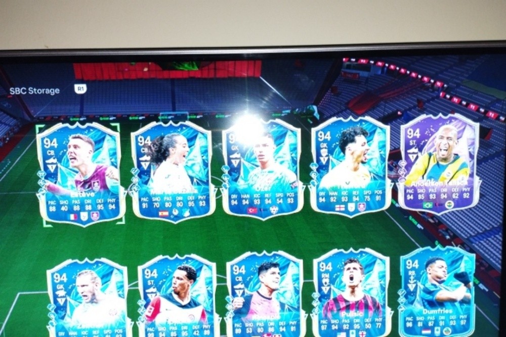 70687071 fc25 account - 4