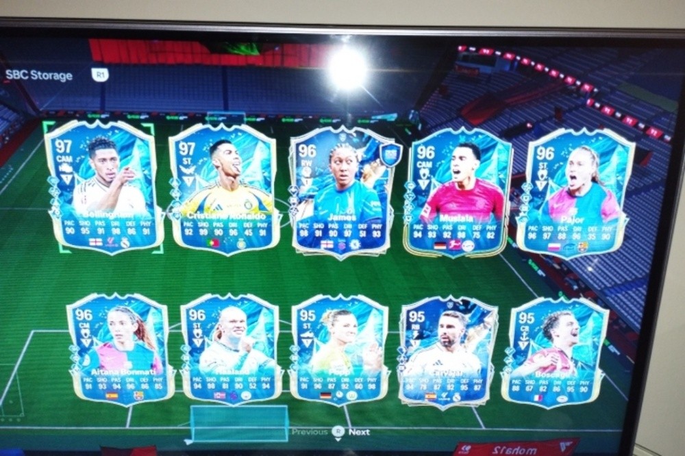 70687071 fc25 account - 1