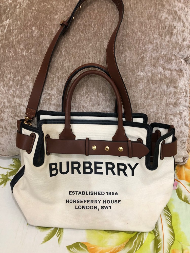 Burberry - 2