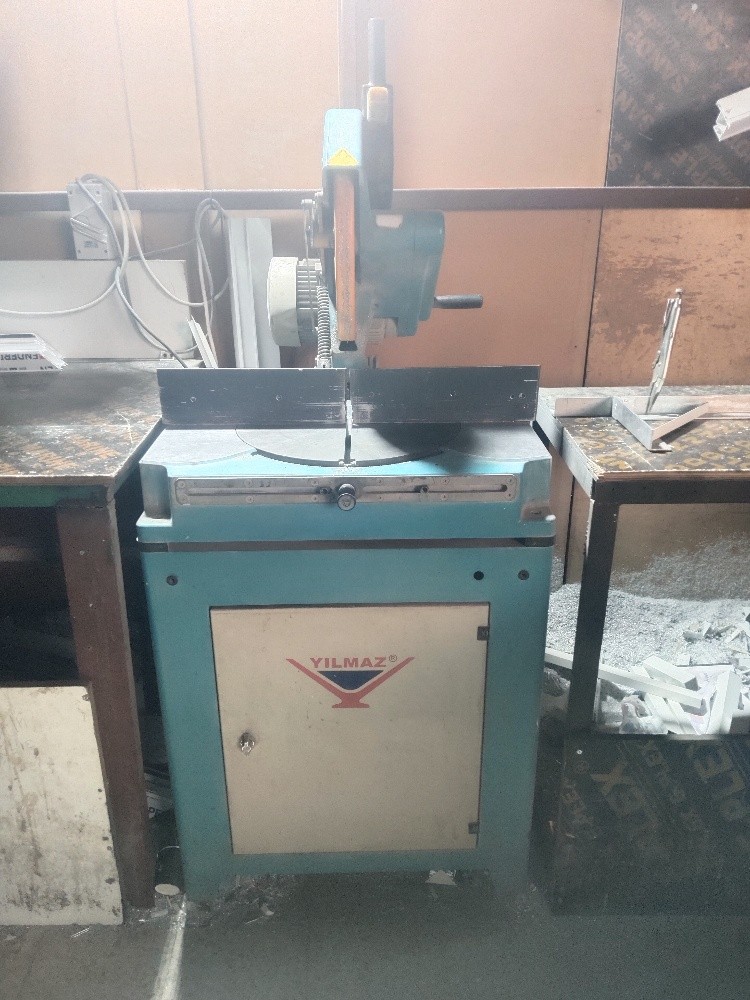 Aluminium cutting machine - 2