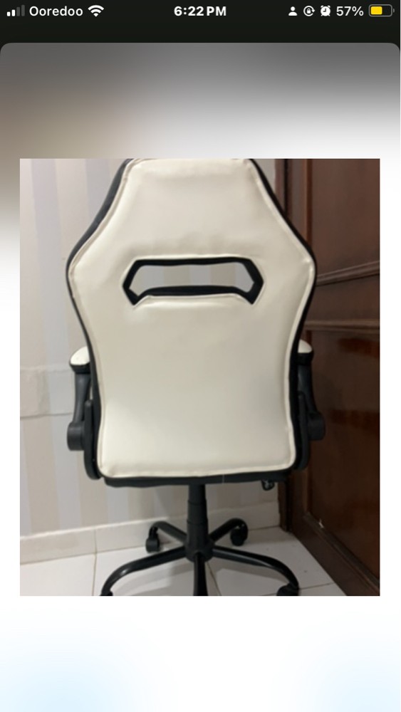 Gaming Chair And Table - 3