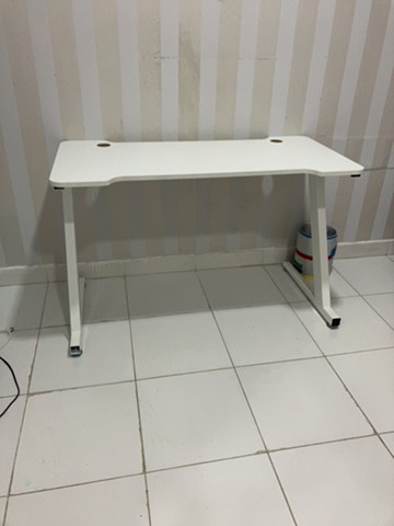 Gaming Chair And Table - 1