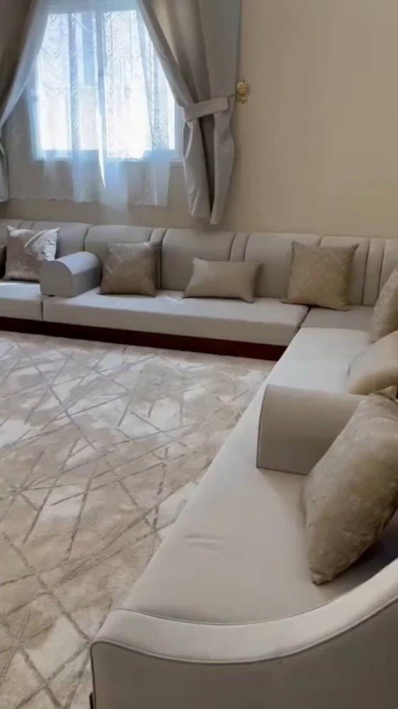 تلبيس كنبسجاد و ستائرورق جدران - 18