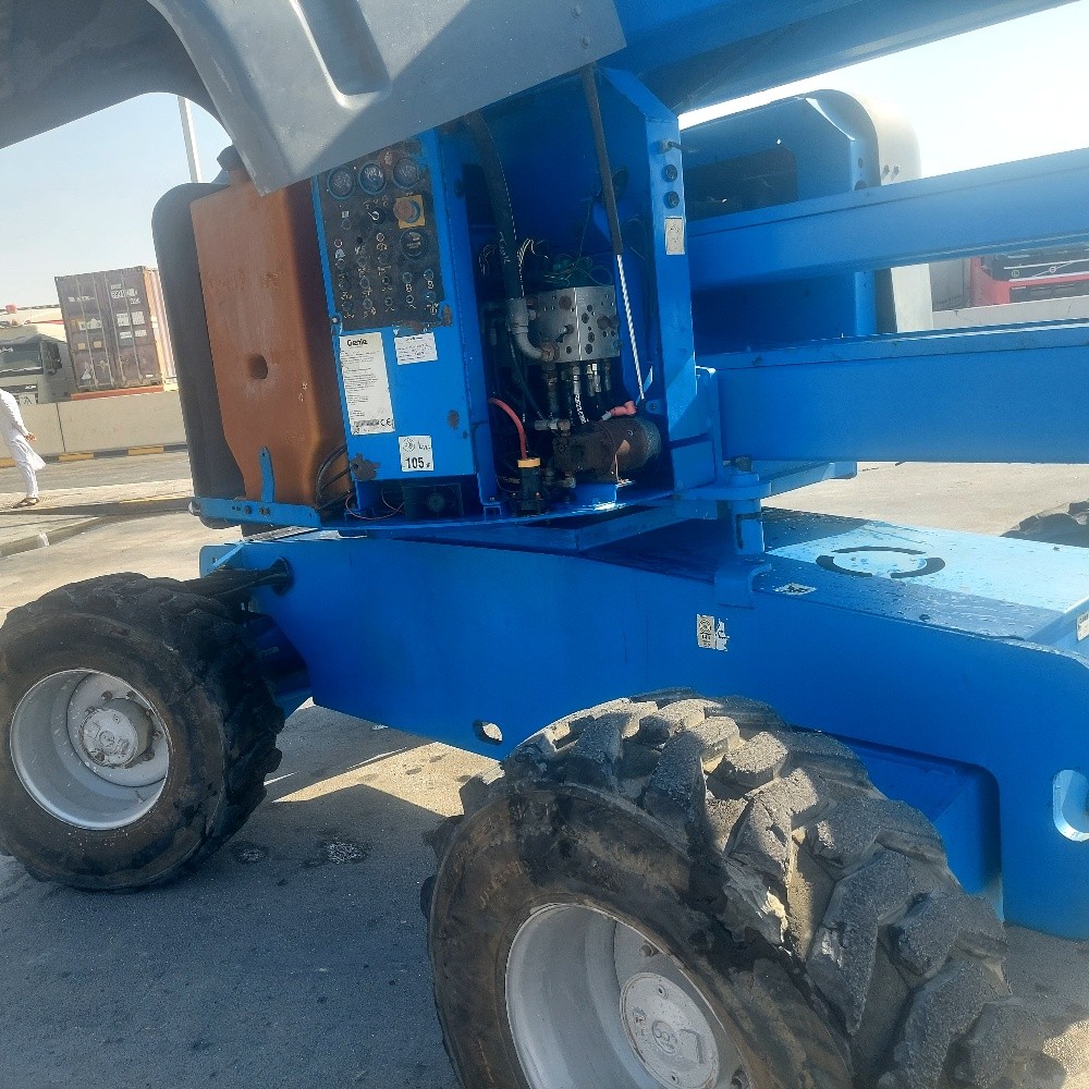 Manlift for sale 2007-20 meters - 15