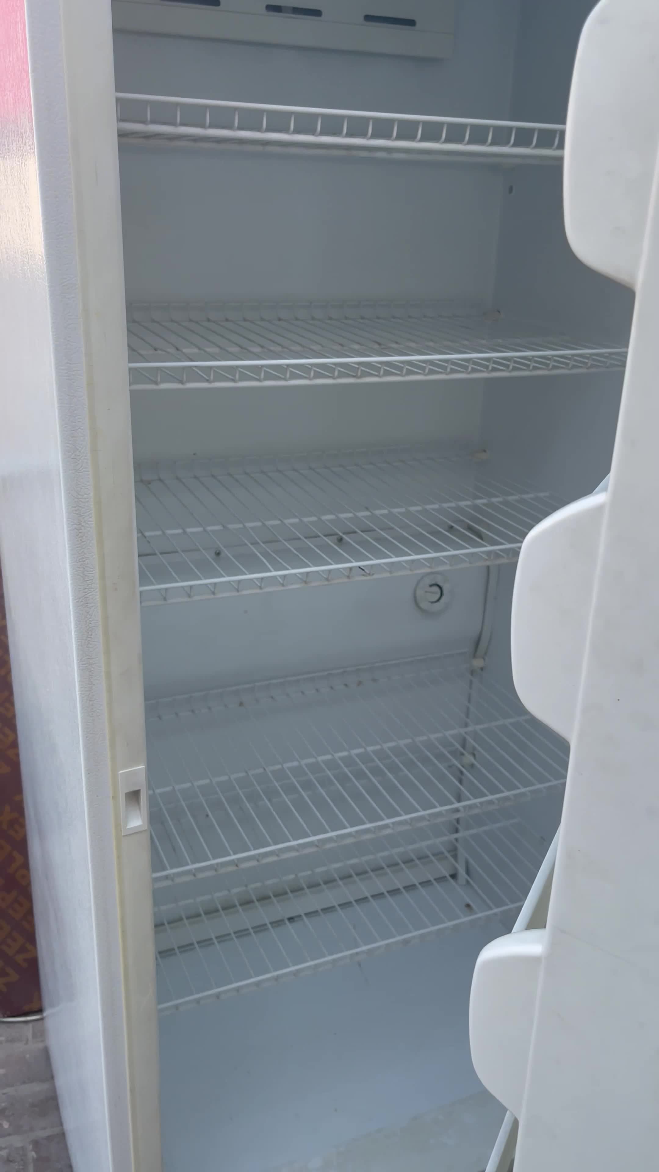Deep refrigerator - 4