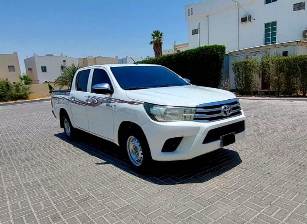TOYOTA HILUX - 5