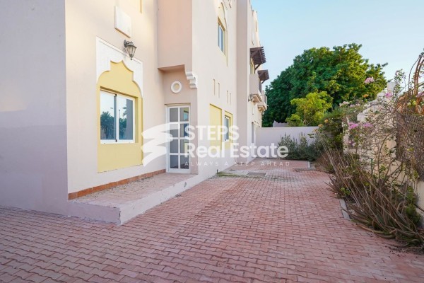 5BHK Villa in West Bay Lagoon - 8