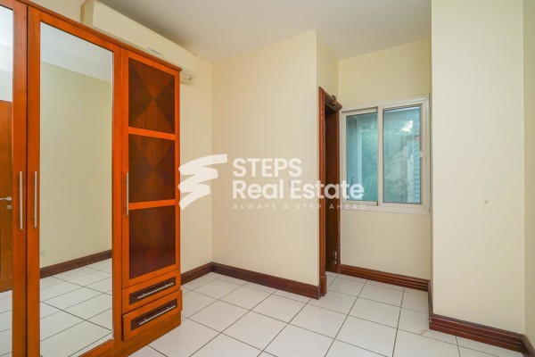 5BHK Villa in West Bay Lagoon - 12